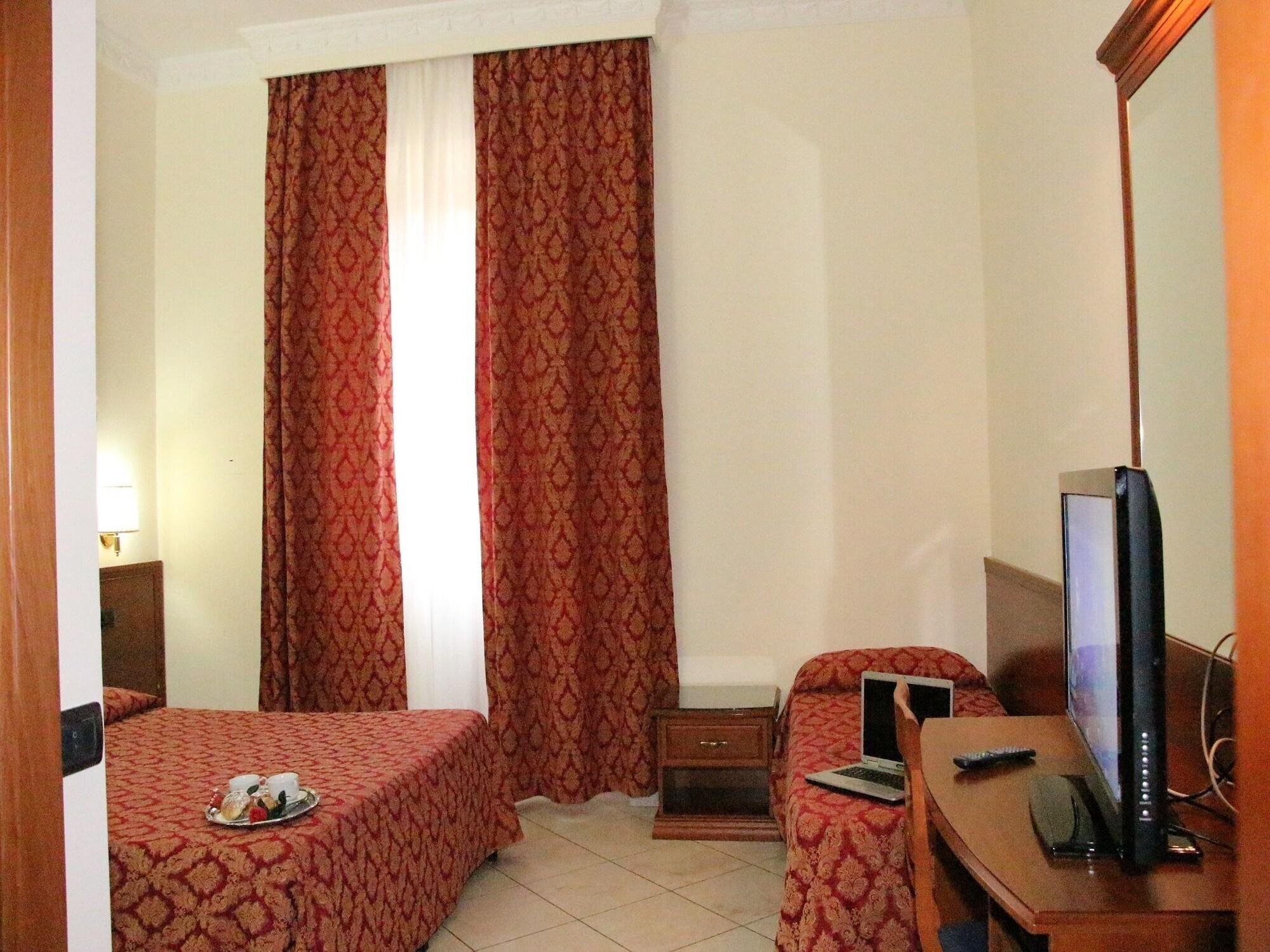 Hotel Mirage Roma Esterno foto
